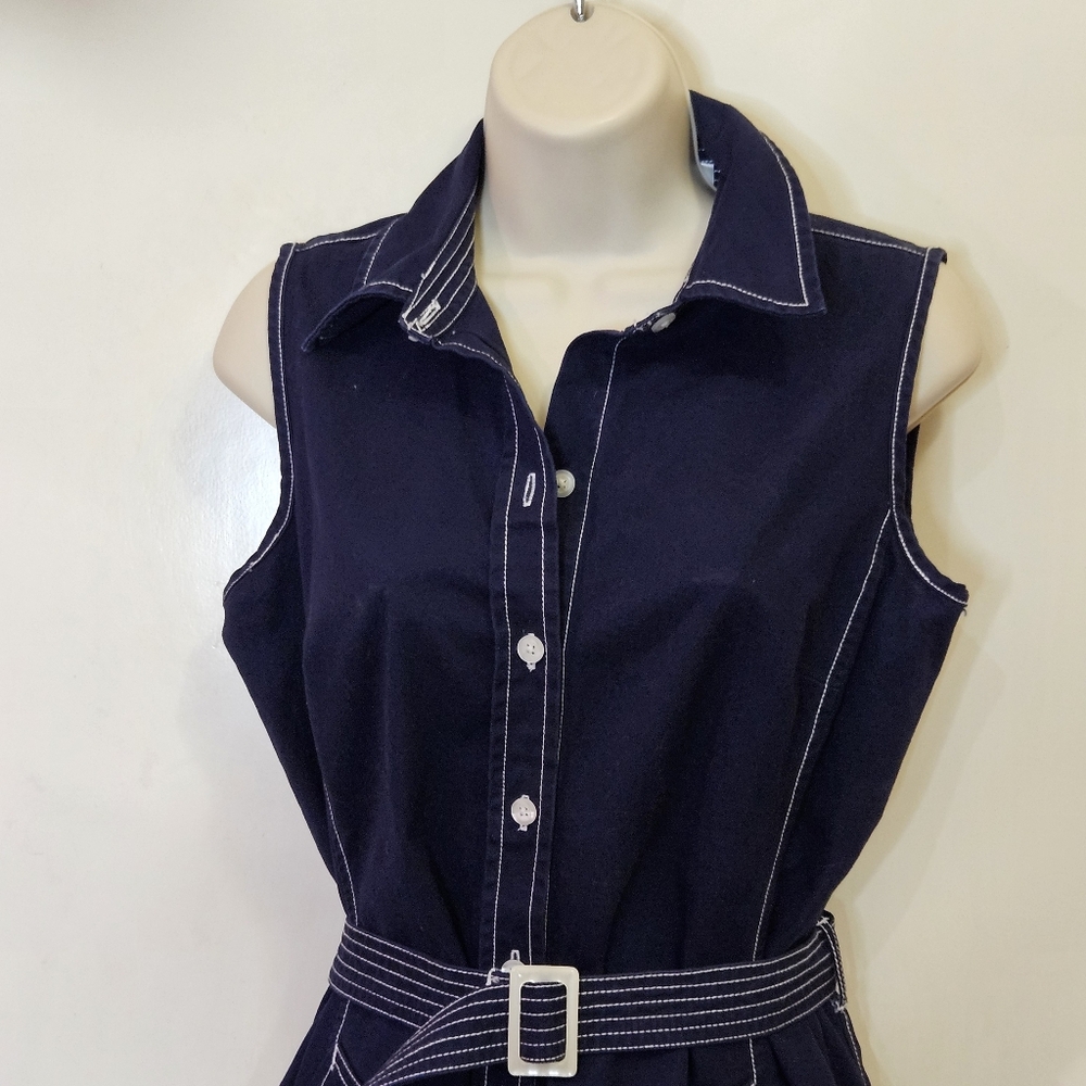 Isaac Mizrahi Navy Blue/White Trim Sleeveless Belted Button Front Dress, Medium - Picture 10 of 16